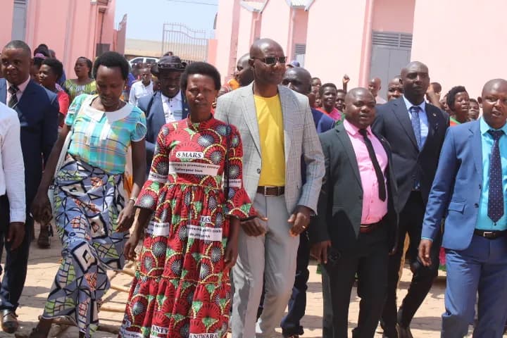 Locaux du marché privé de Mutaho